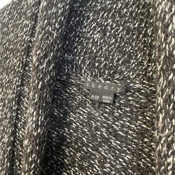 Theory | Chunky Knit Cardigan | Wool / Cashmere Blend | Pockets | Oversized - Picture 2 of 6